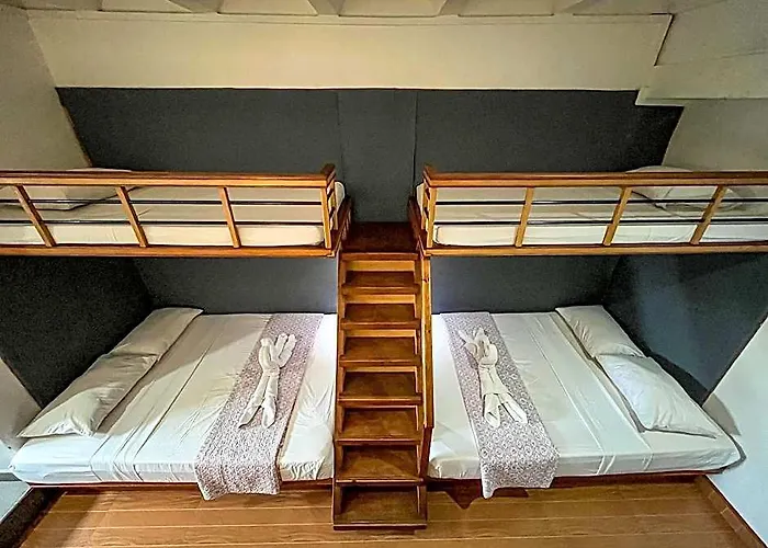 Mini-hôtel Amaris 2*